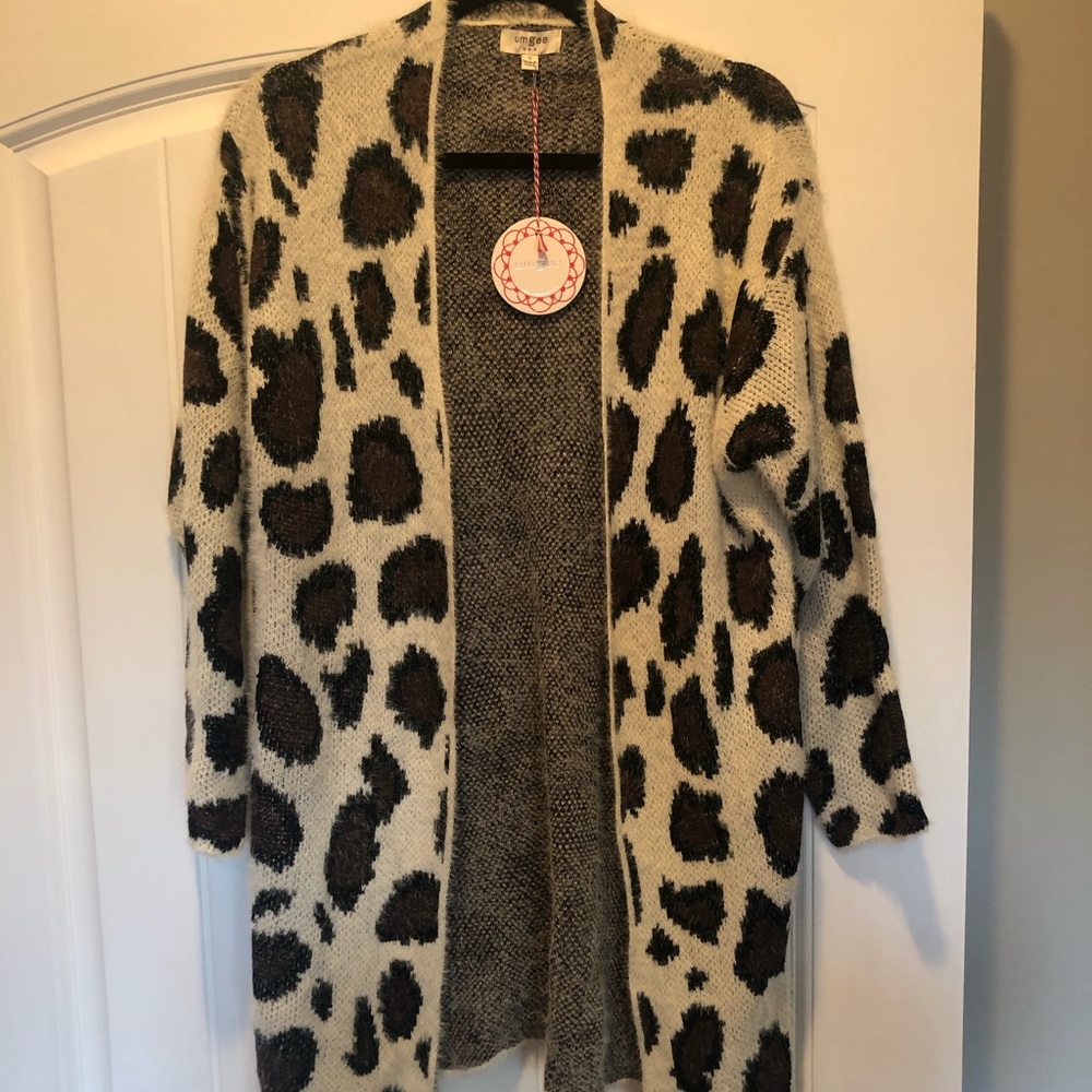Umgee small leopard eyelash cardigan with pockets